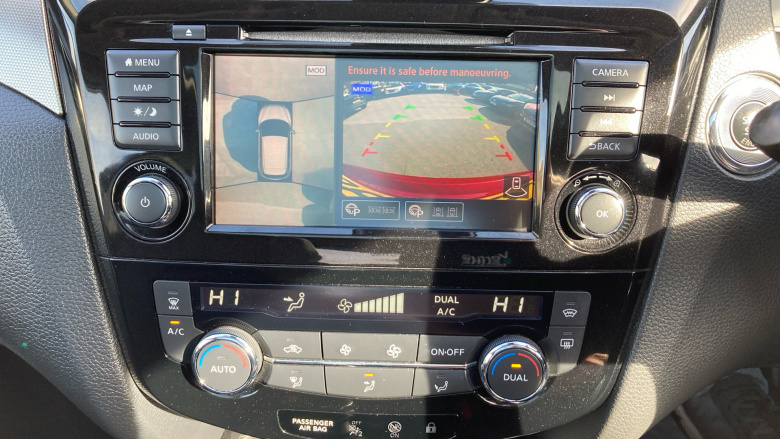 Nissan Qashqai 1.5 dCi 115 Tekna 5dr Diesel Hatchback